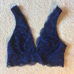 *final price* Navy Lace Victoria’s Secret Bralette